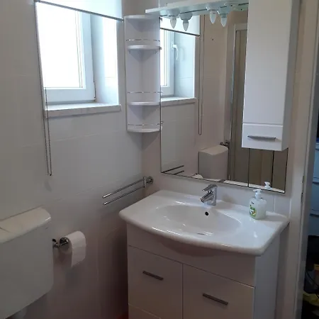 Apartament Irina *