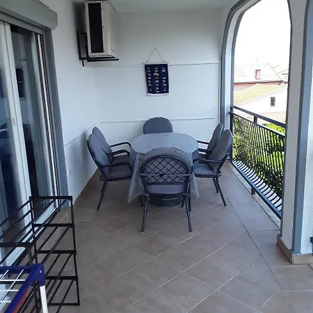 Apartment Irina *