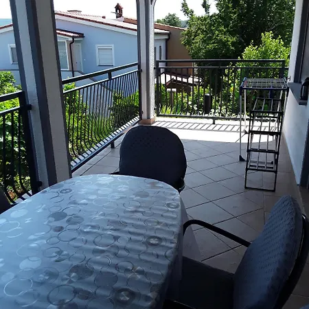Apartment Irina *