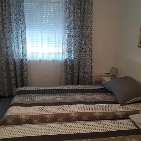 Irina Apartment *
